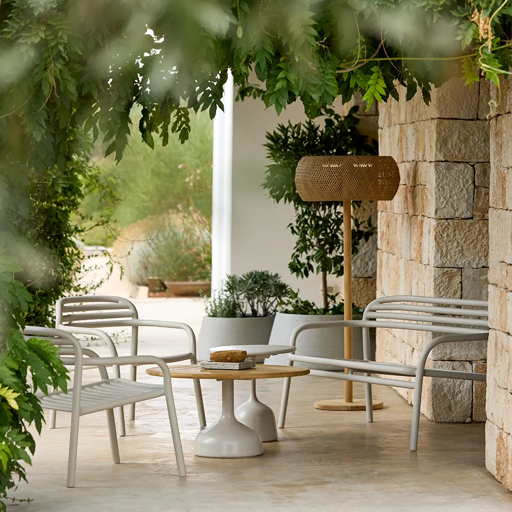 Bliss soffa, stapelbar Sand, aluminium