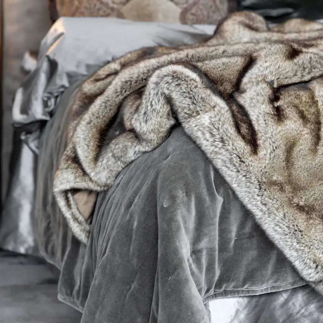 Santana överkast  260x260 washed taupe