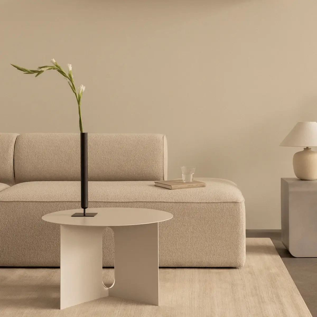 Androgyne Sidobord/underrede Ivory Stål - Ø63 cm
