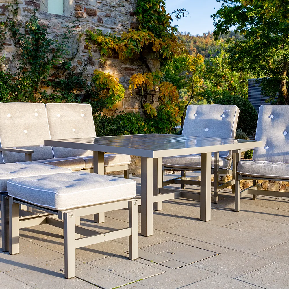 Bord 122X124Cm Höjd 65,5Cm Grå Alu 