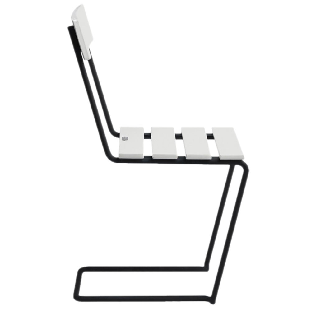 Stol 1 Vitlackad Ek / Svart Stativ