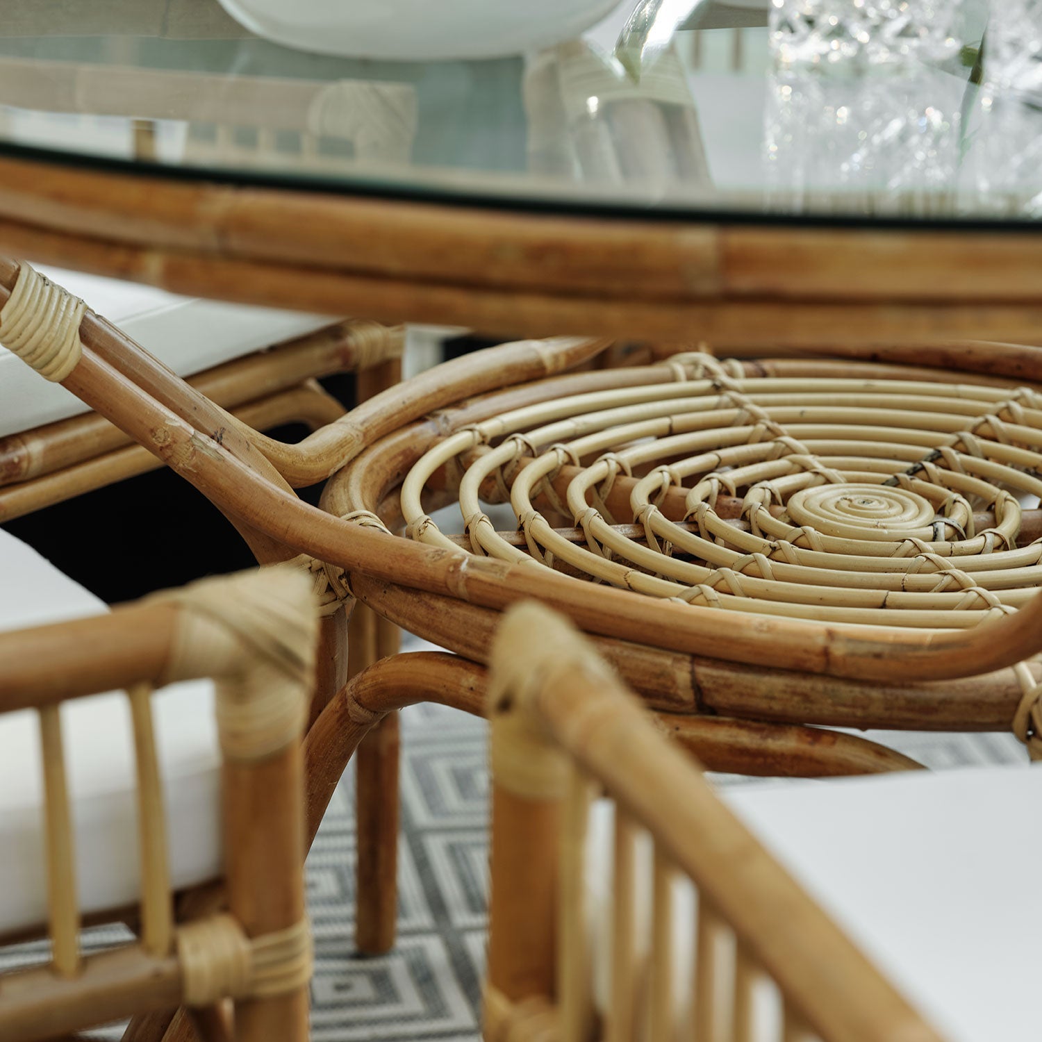 Vallda matbord 120 cm natur 