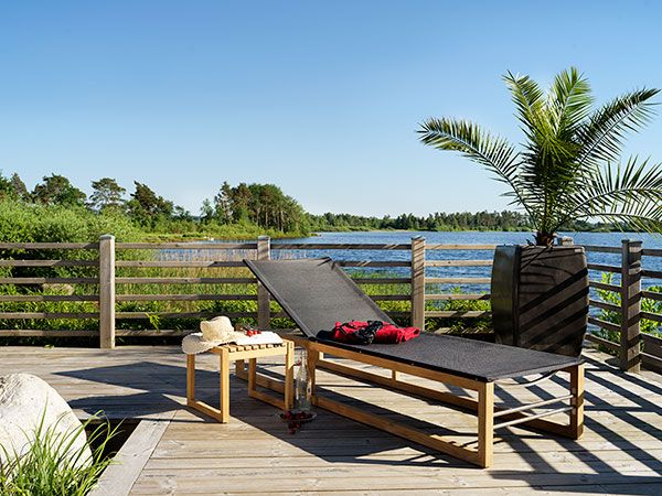 Vevi vilsäng teak/svart 