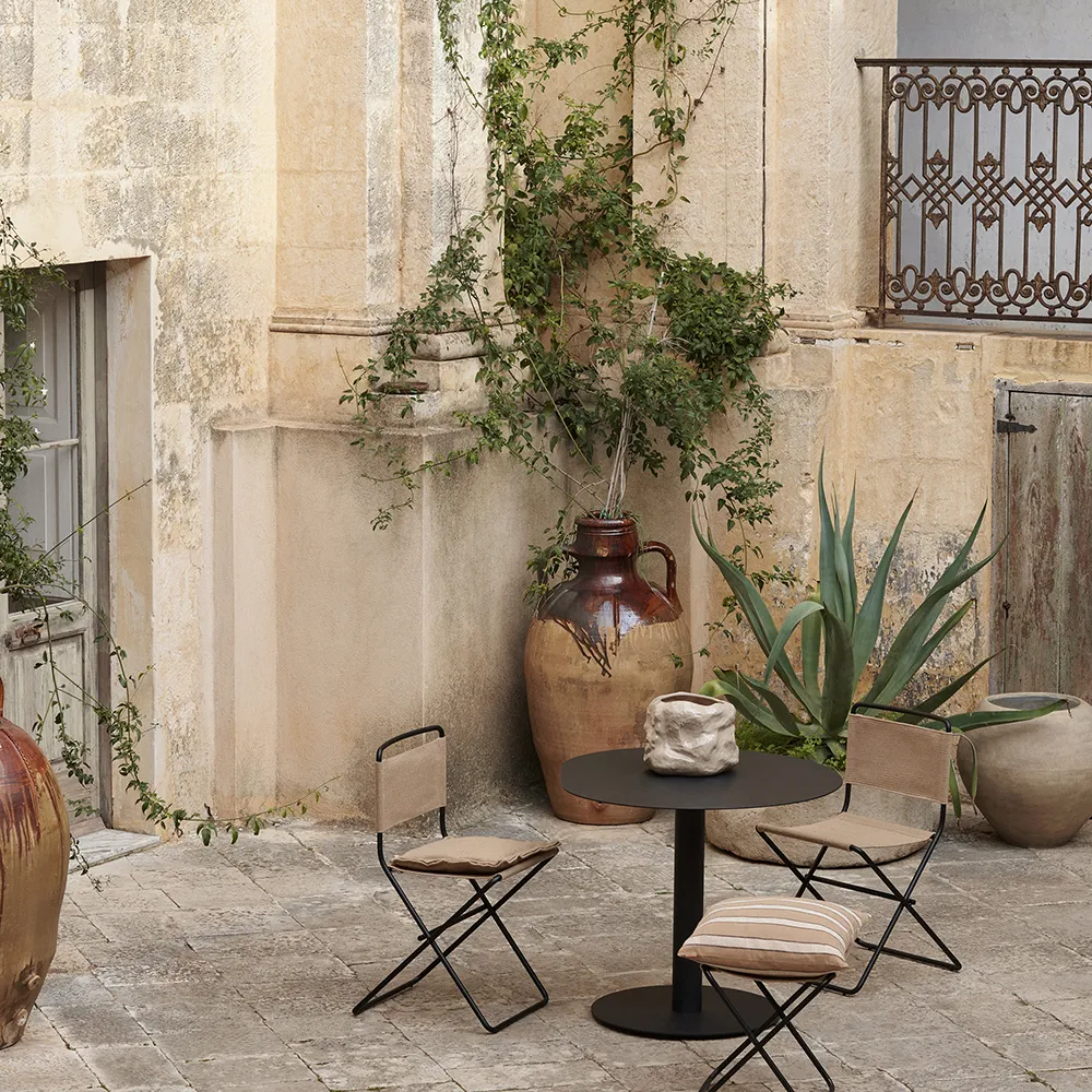 Pond Cafébord Black