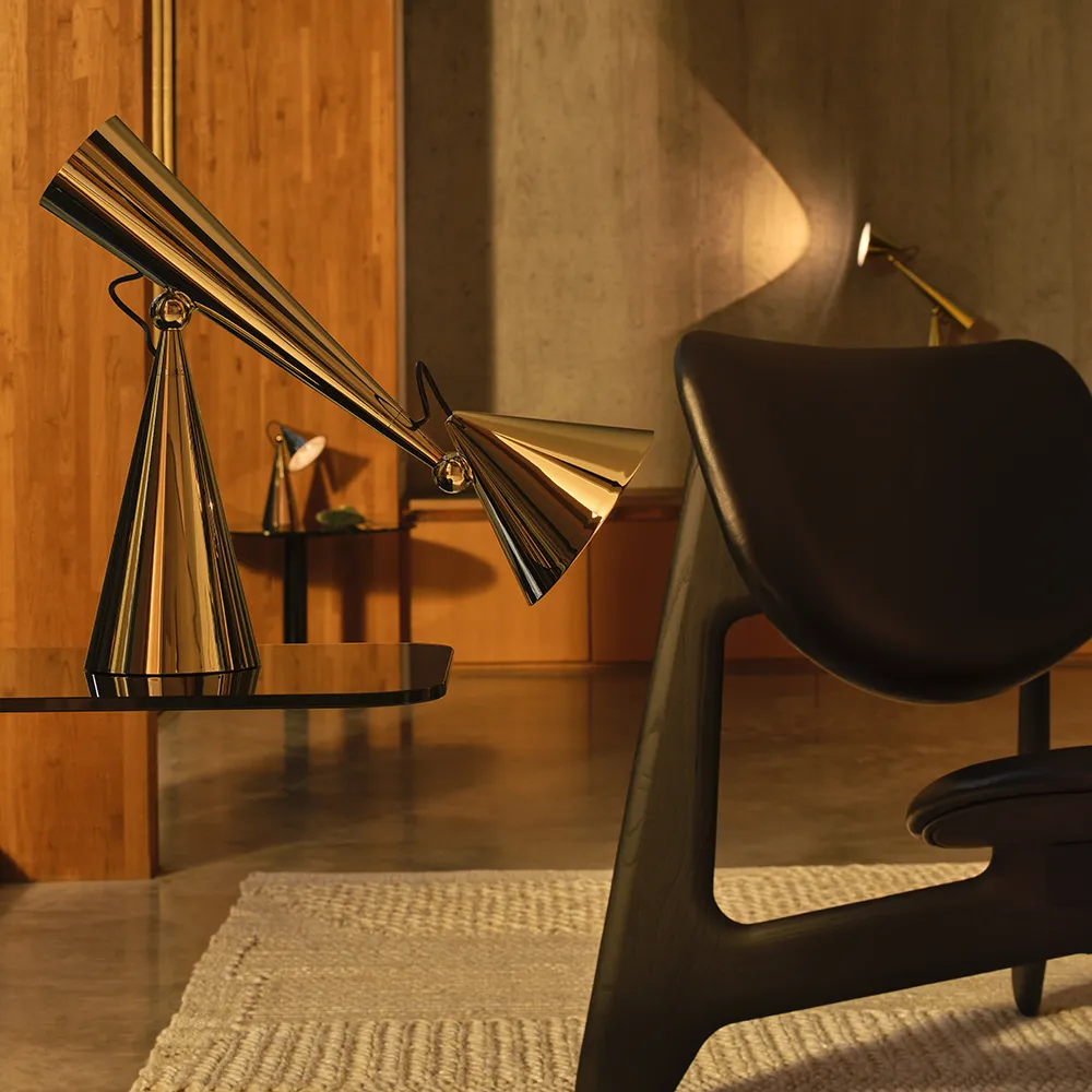 Pose Bordslampa LED Gold