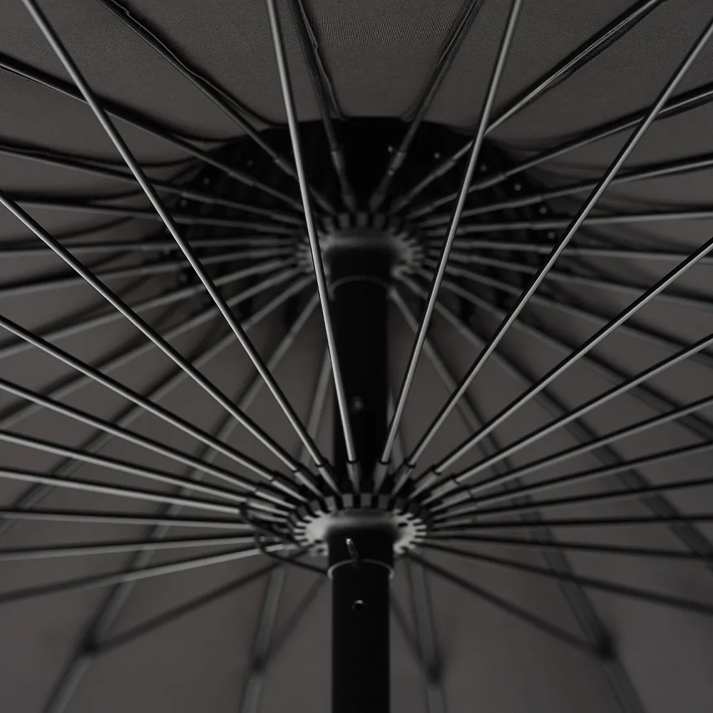 Parasoll med fransar Ø240 cm Svart