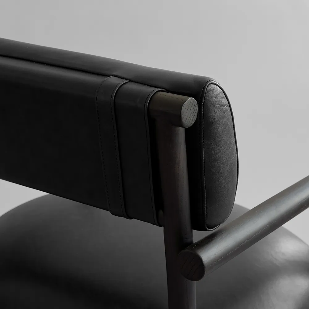 Nama Loungefåtölj- Aniline leather black
