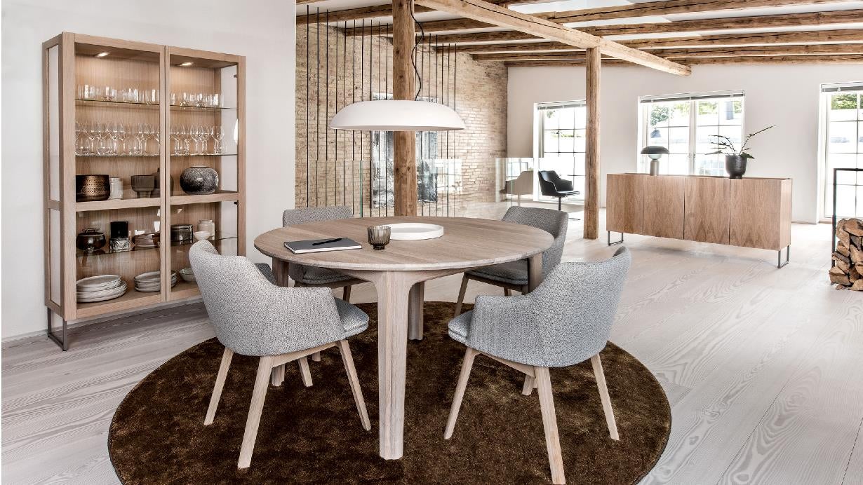 Sm65 stol med tyg i kategori 1