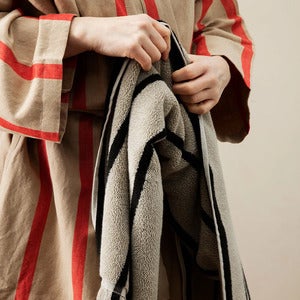 Badhandduk i ekologisk bomull Alee