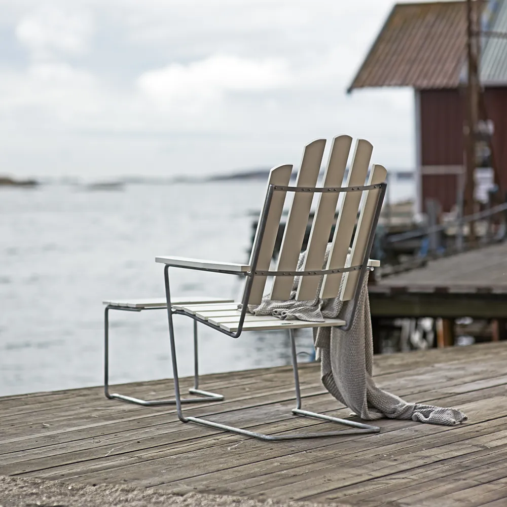 A3 solstol Vitlackad Ek / Varmförzinkat Stativ