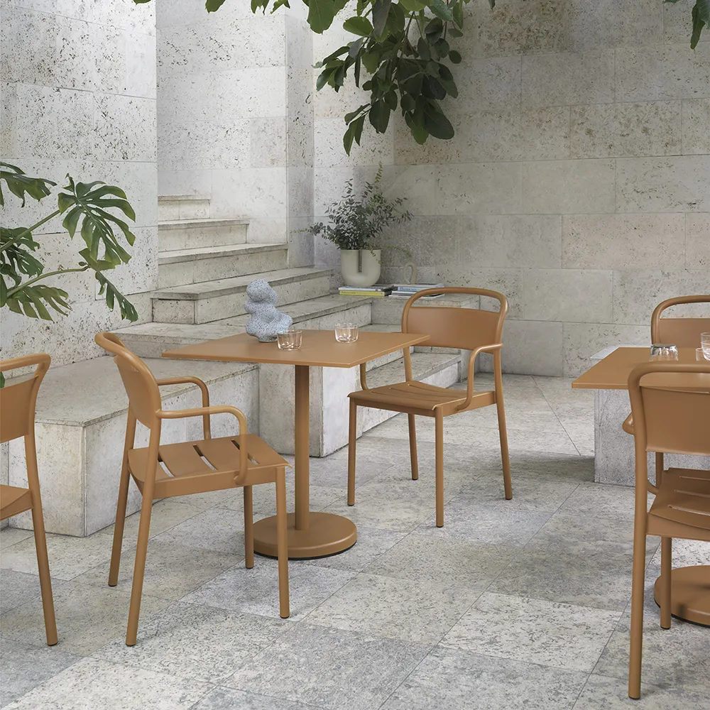 Linear Steel Cafébord 70x70 cm Anthracite Black 