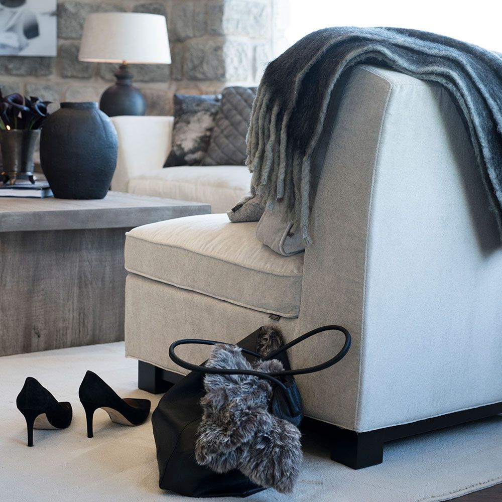 Plint Soffbord 75X75 Mörkbrun