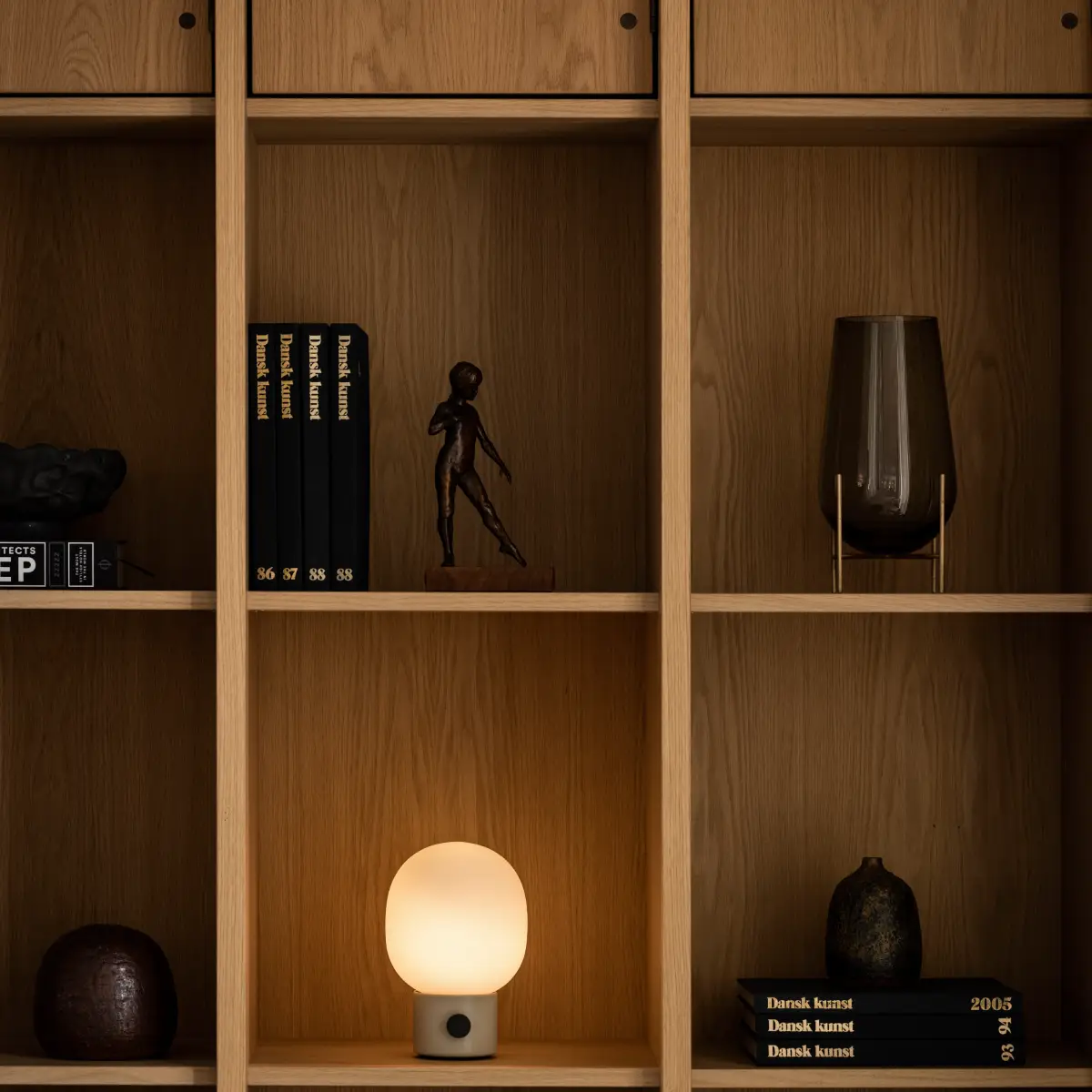 JWDA Portabel Lampa Steel Alabaster White
