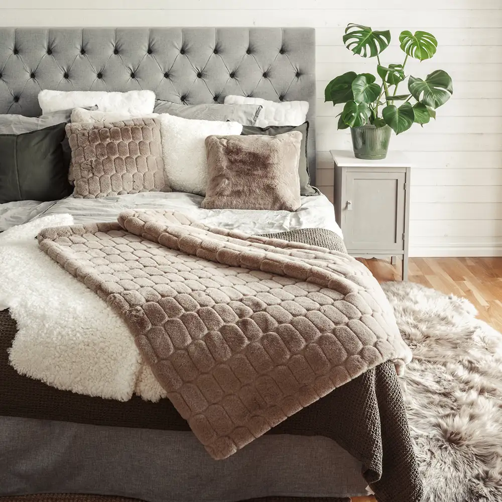 Fluffy Kuddfodral 45x45 cm Ivory