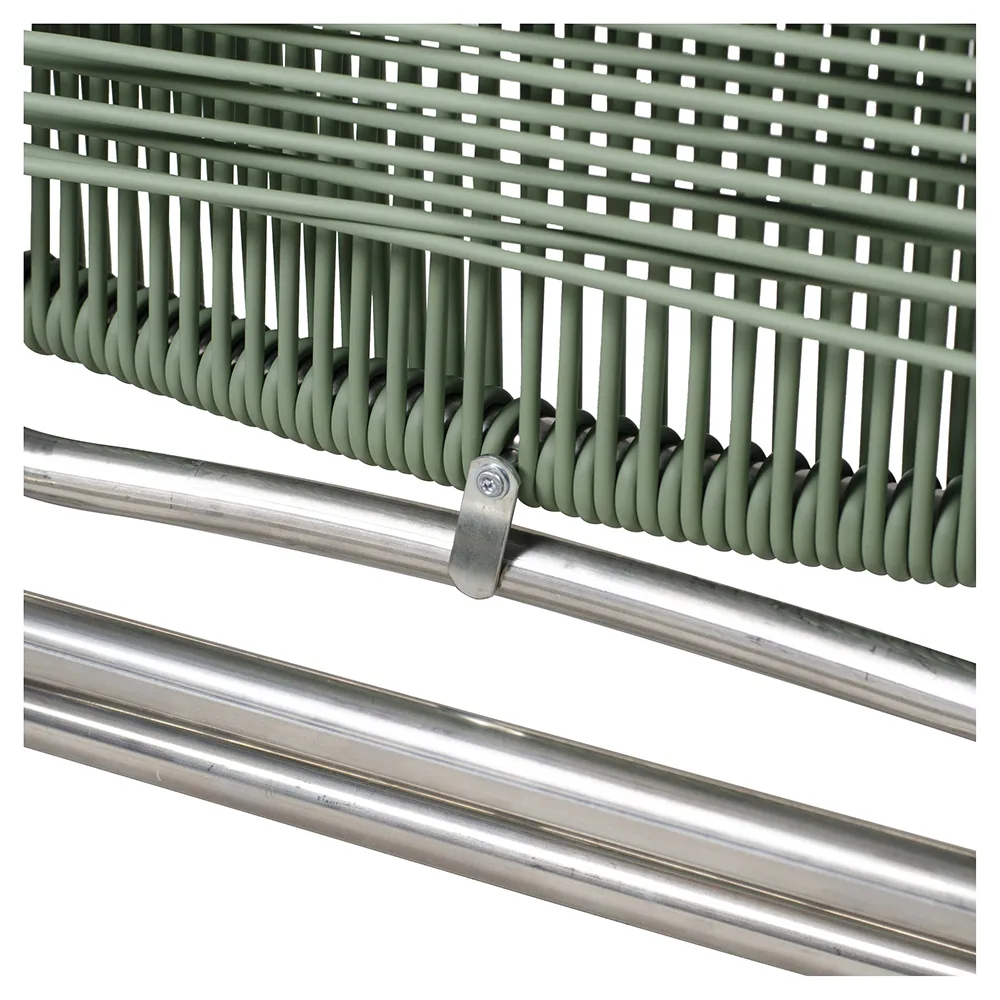 Spaghetti solstol sage green aluminium 