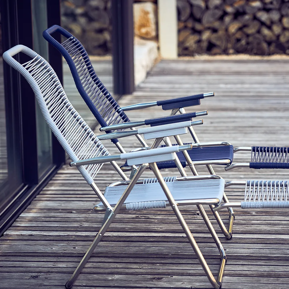 Spaghetti solstol vit aluminium 