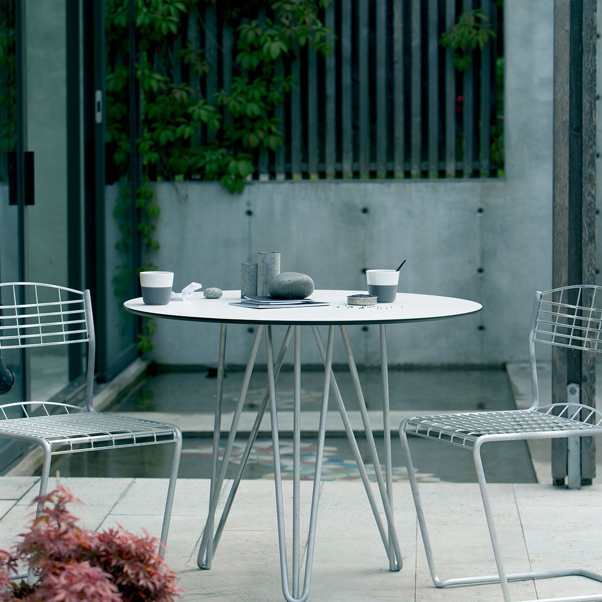 High Tech Matgrupp Ø90Cm Svart