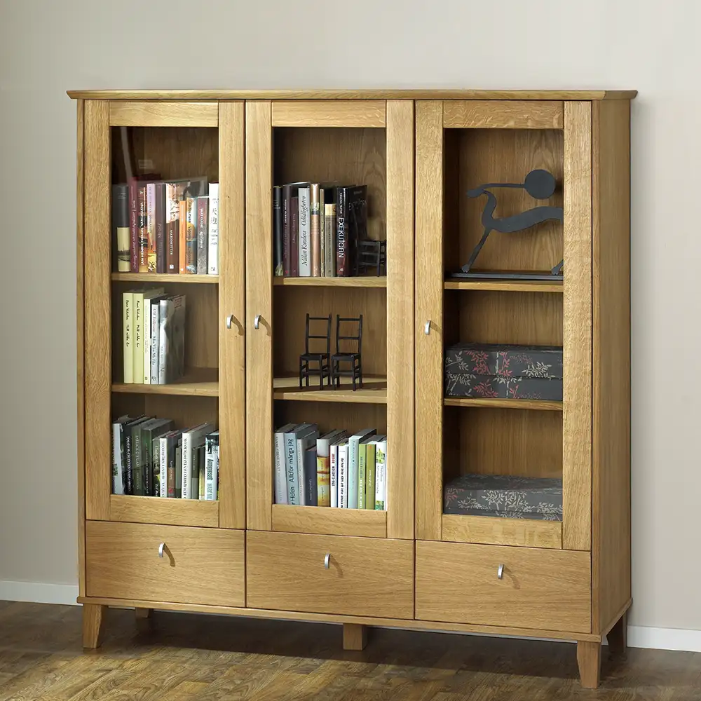 Ekliden Vitrin 137 cm oljad ek