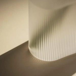 Ridge Vas H: 16,5 cm White Frosted