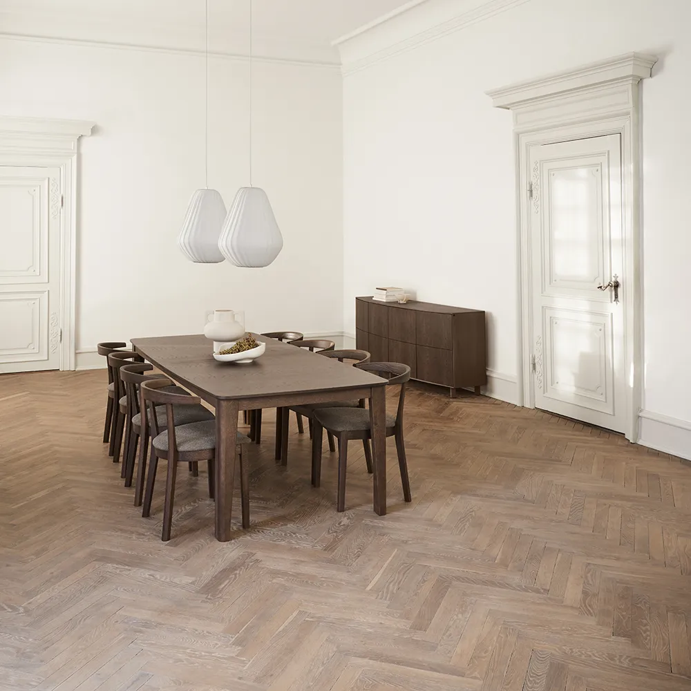 SM108 Matbord 101x238-391/544 cm Ek massiv Vitoljad 