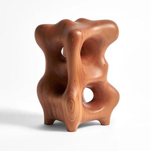 Organic skulptur lackad mahogny