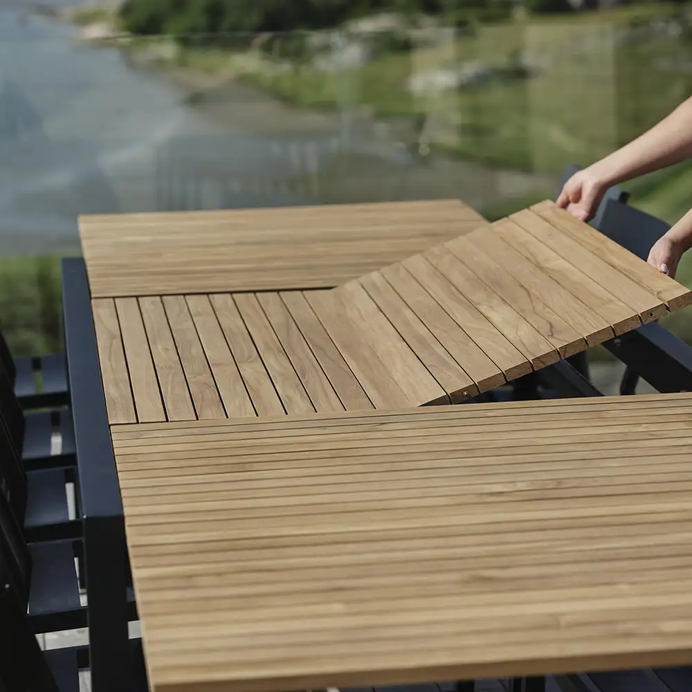 Naos matbord 100x220-320 cm svart/teak 