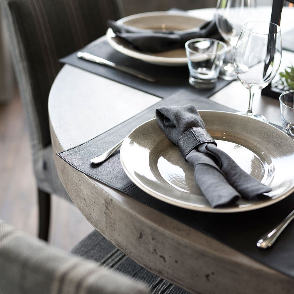 Campos Soffbord 60X60 Betong