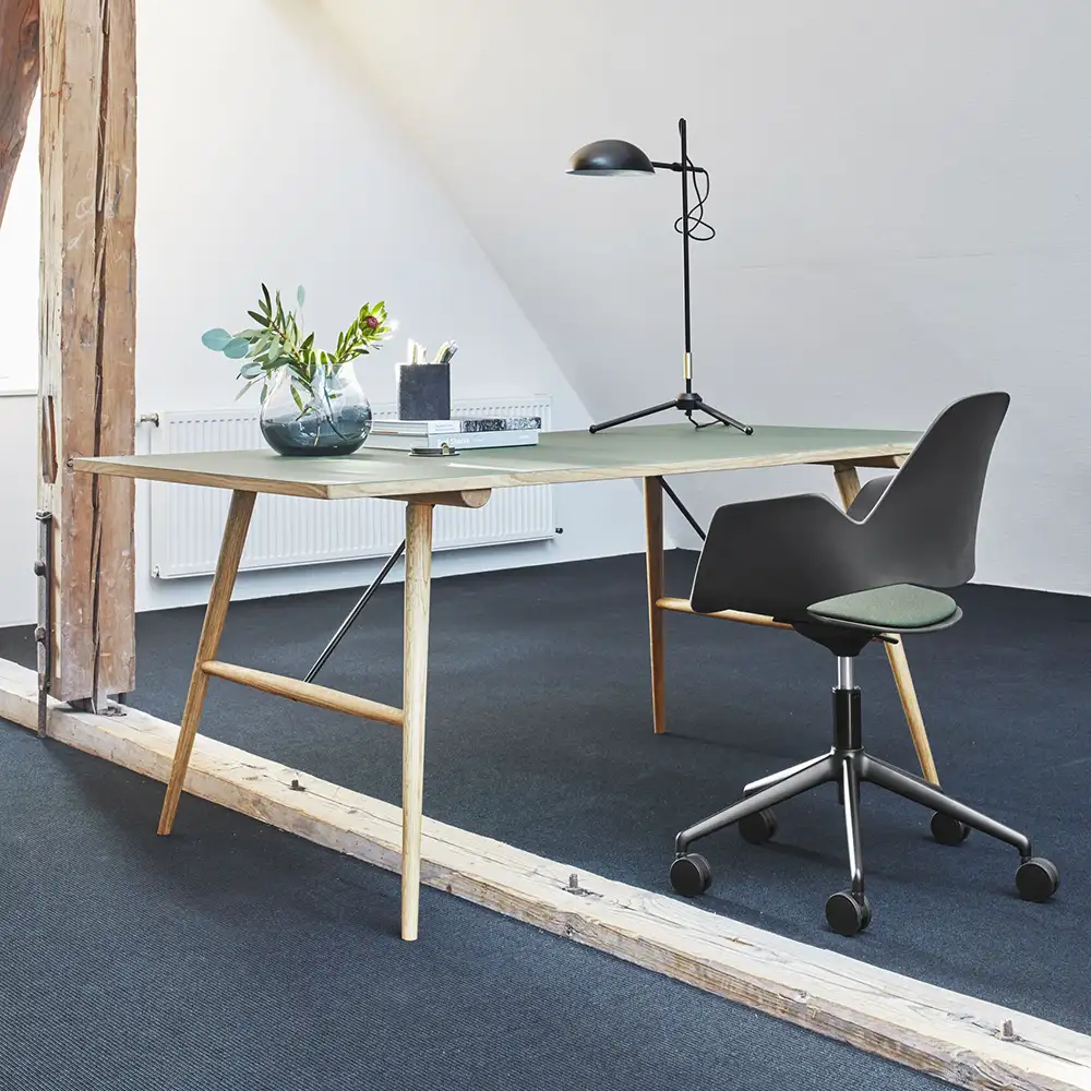 Hekla bord 208x95cm mörkgrön oljad ek