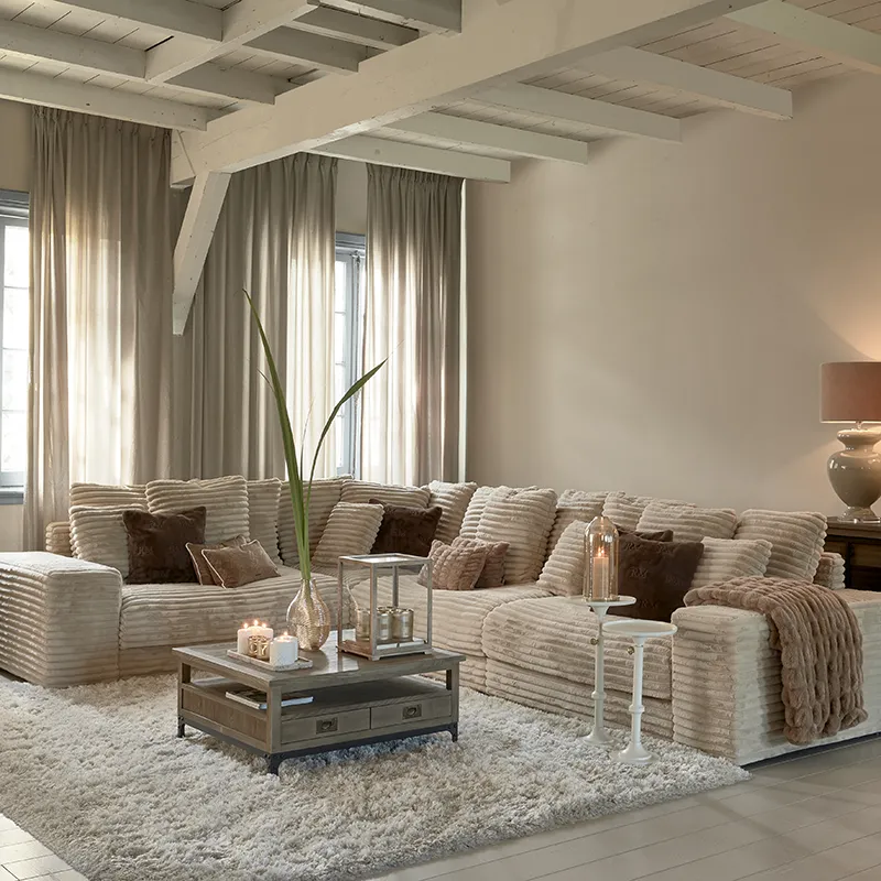 The Hoxton soffbord 90x90 cm