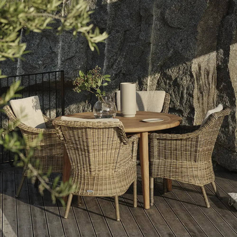 Lilja matbord 120 teak