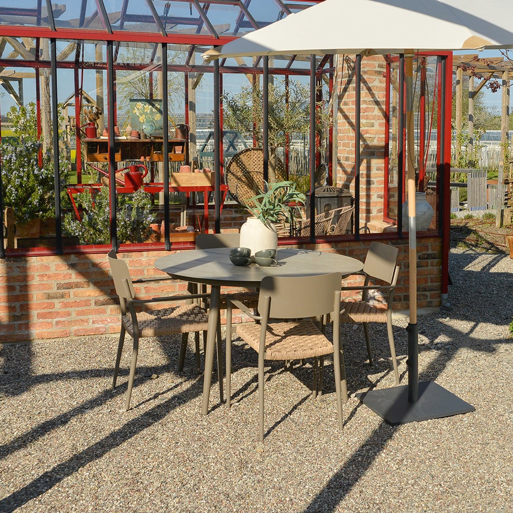 Borgeby karmstol Black