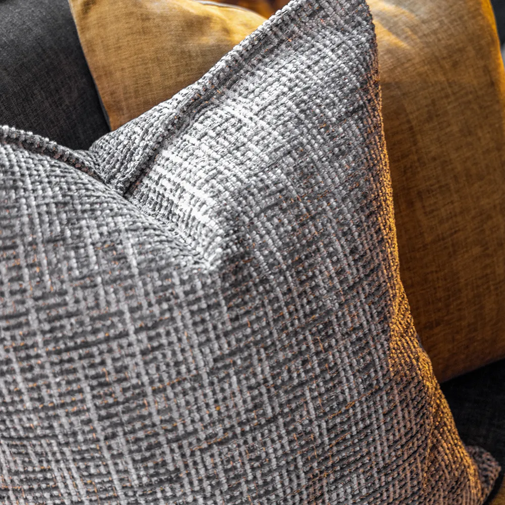 Chanel Taupe kuddfodral 50x50 cm