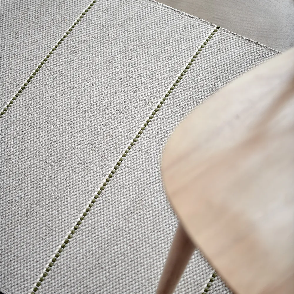 Lea matta Linen/Pine/Vanilla 70 x 375 cm