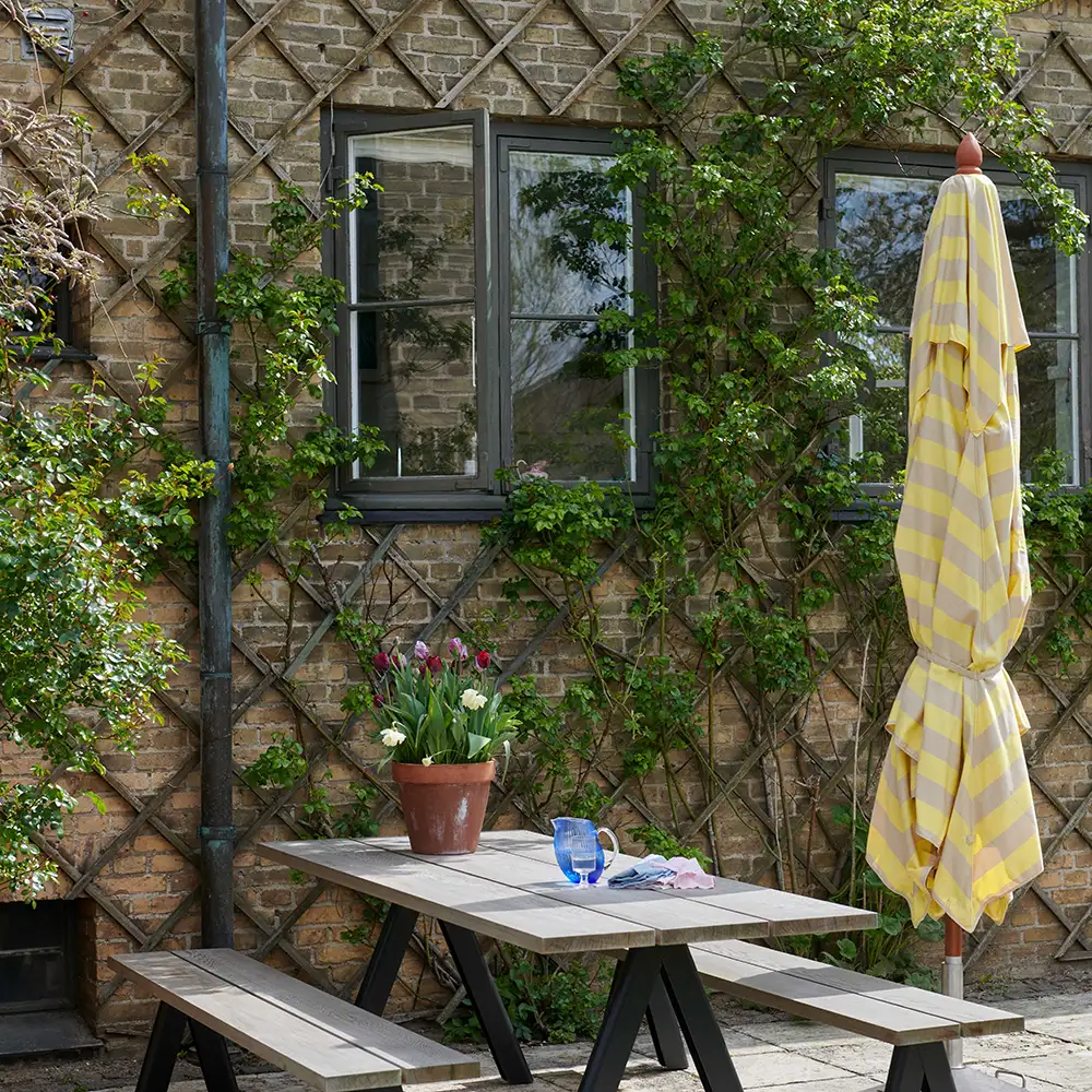 Messina Parasoll Ø300 Lemon/Sand Stripe 