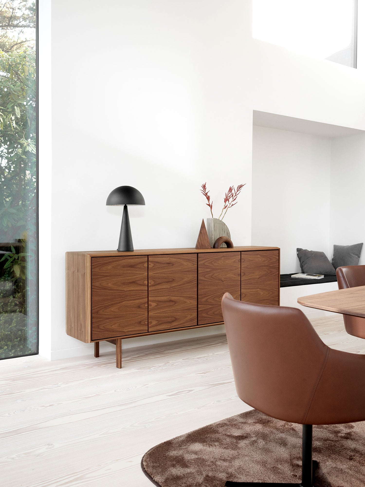 Sm544 Skänk Ek Lack 190X43X85Cm 