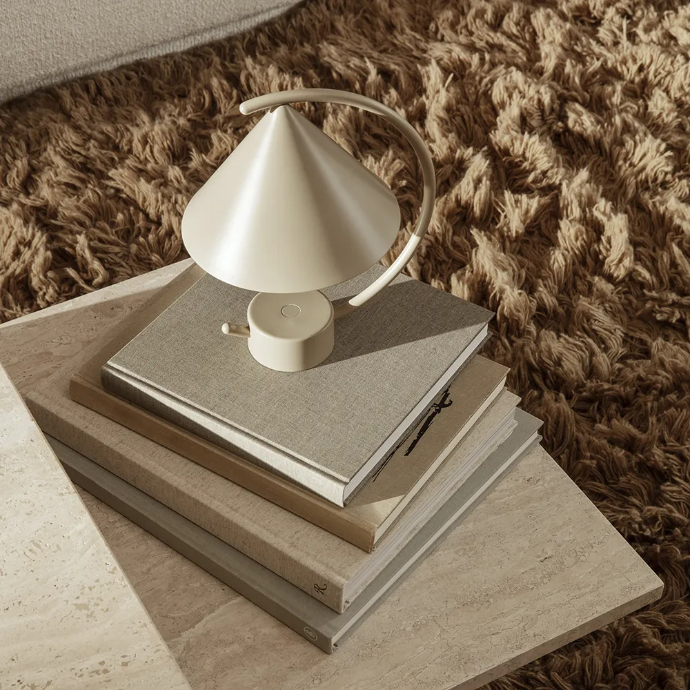 Ullmatta Meadow High Pile L Light Sand