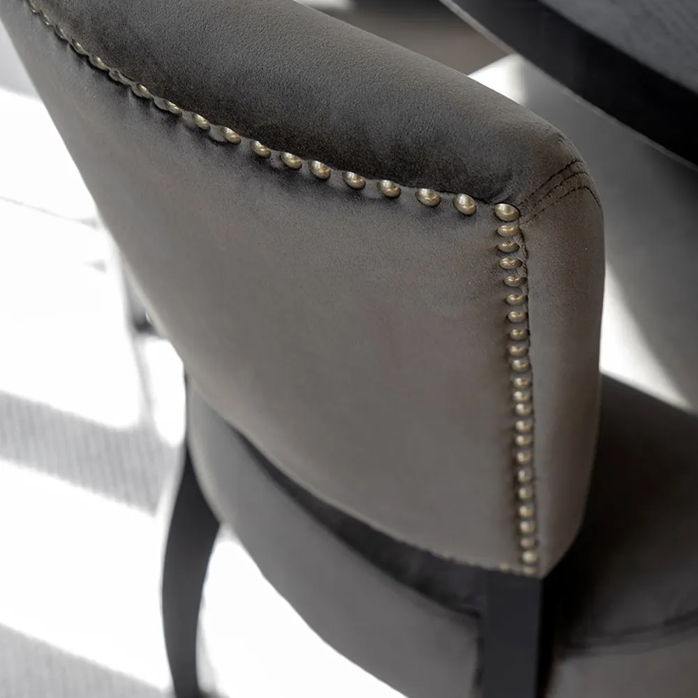 Matstol Maggie Velvet dark brown