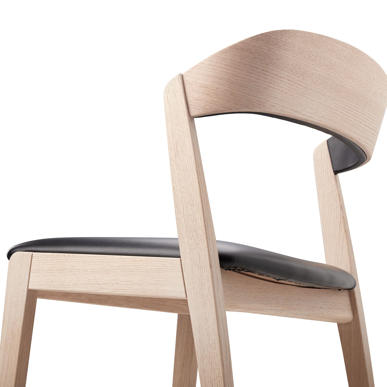 Sm826 stol med tyg i kategori 2