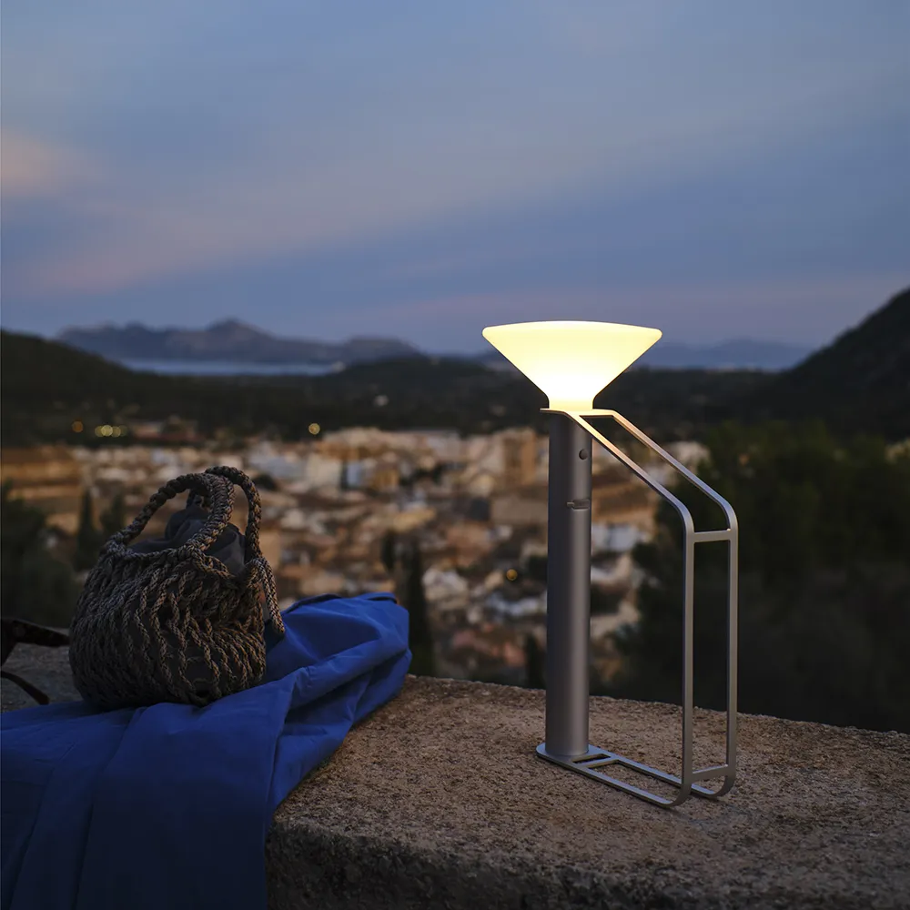 Piton Portabel lampa Aluminum 