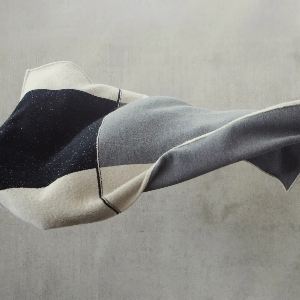 Urban pläd 195x140 cm