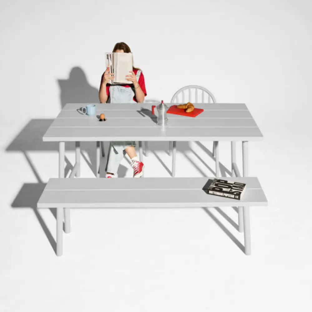 Fred's medium table utomhusbord light grey