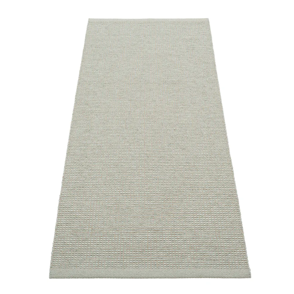 Pappelina Emm matta Sage/Linen Met. – Linen warp 70 x 180 cm