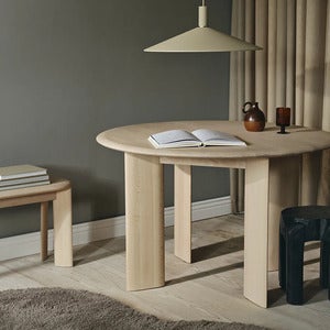 Bevel Matbord Ø117 cm - White Oiled Oak