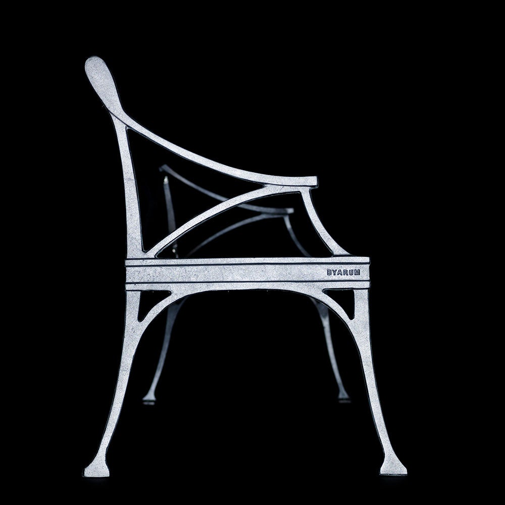 Lessebo soffa svart grönlackerad furu