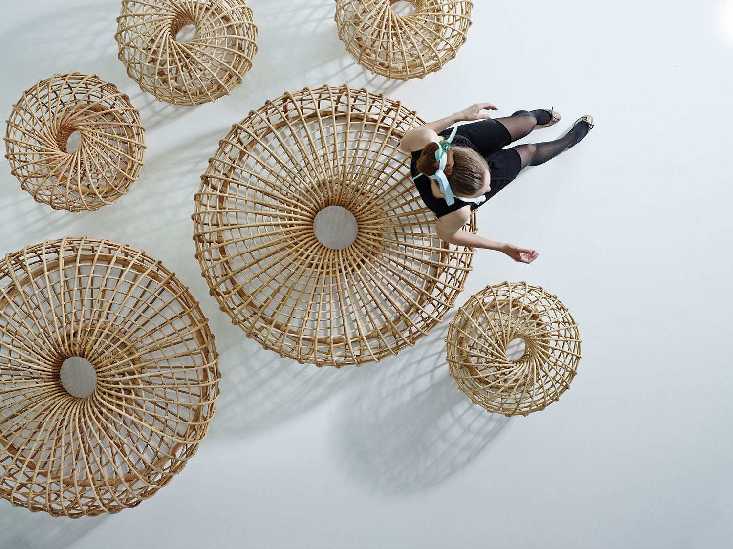 Nest Liten Pall Indoor 