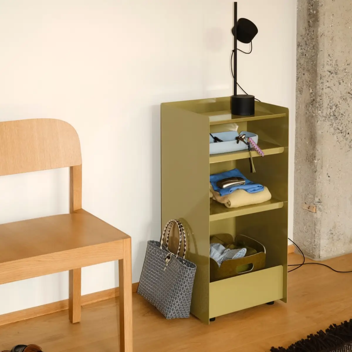 Folded Trolley H 83,7 cm öppen- Mörk Beigegrön