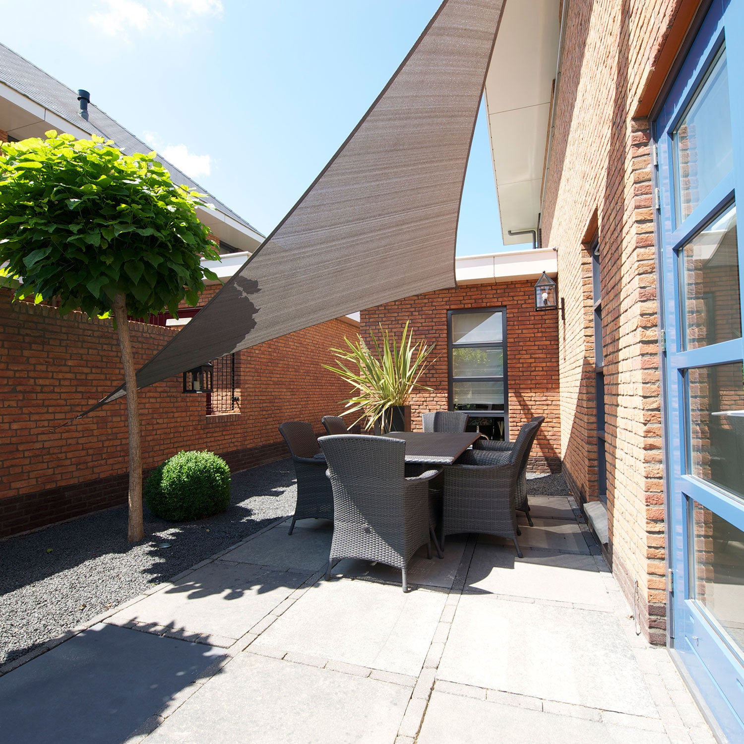 Coolfit solsegel triangulärt 500x500cm off-white 