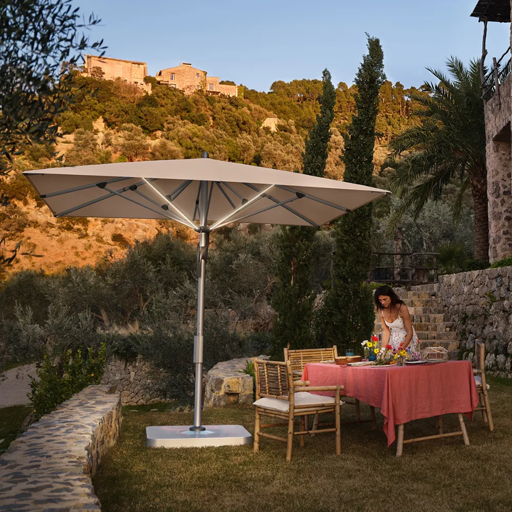 Fortello LED 350x350 cm parasoll alu Cat.5 645 Burgundy