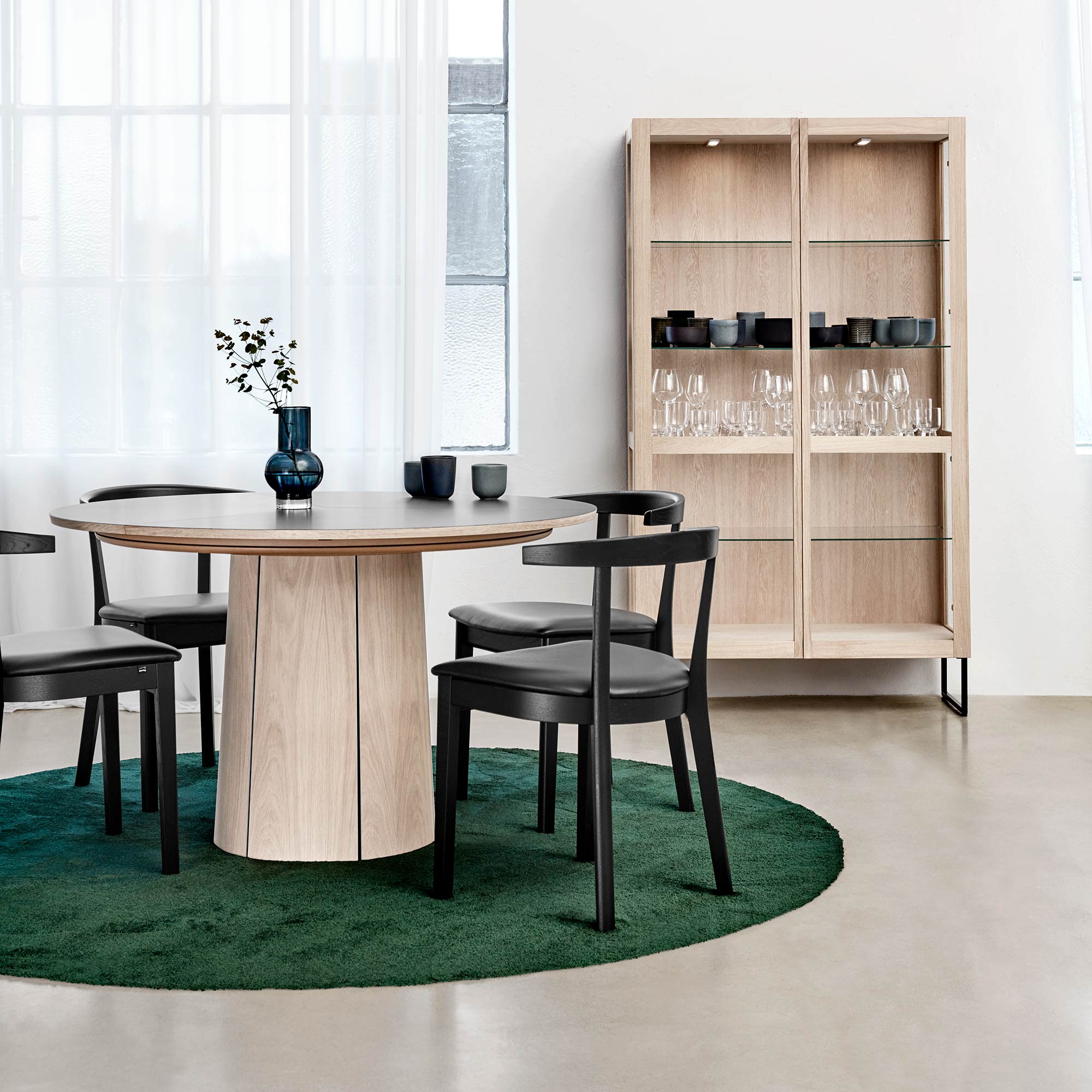 Sm33 Bord Ek Massiv Vitolja