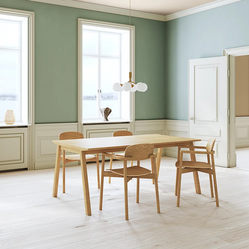 SM842 Matstol Lackerad Ek